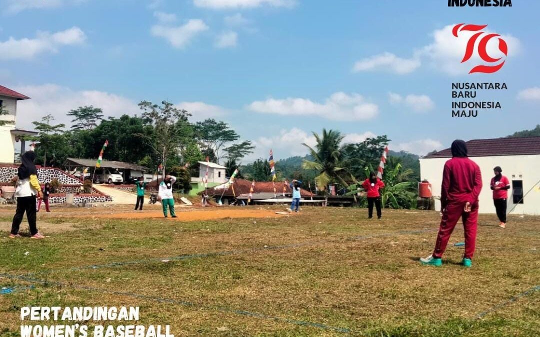 Antusiasme Warga Tanjungbarang Semarakkan HUT RI Melalui Pertandingan Kasti