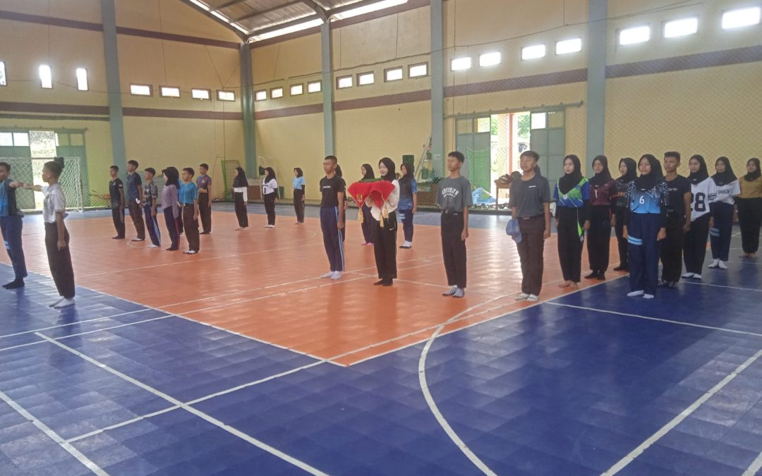 Semangat Tak Terpadamkan: Pelatihan Paskibra SMA Negeri Cikatomas di Tanjungbarang