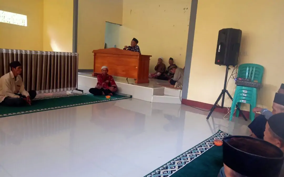 Mempererat Kebersamaan Desa Tanjungbarang Melalui Pengajian Rutin Bulanan
