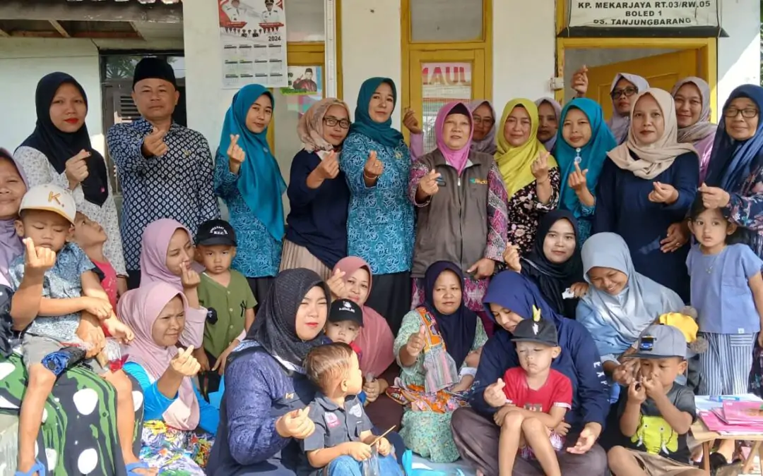 Satgas Stunting Bergerak Serentak: Membasmi Stunting di Posyandu Cempaka Kampung Mekarjaya Desa Tanjungbarang
