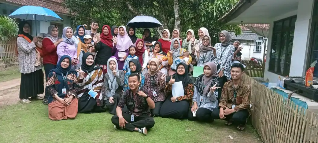 Posyandu Cempaka: Kolaborasi KKN BTH dalam Menyajikan Gizi Seimbang untuk Tumbuh Kembang Anak-anak