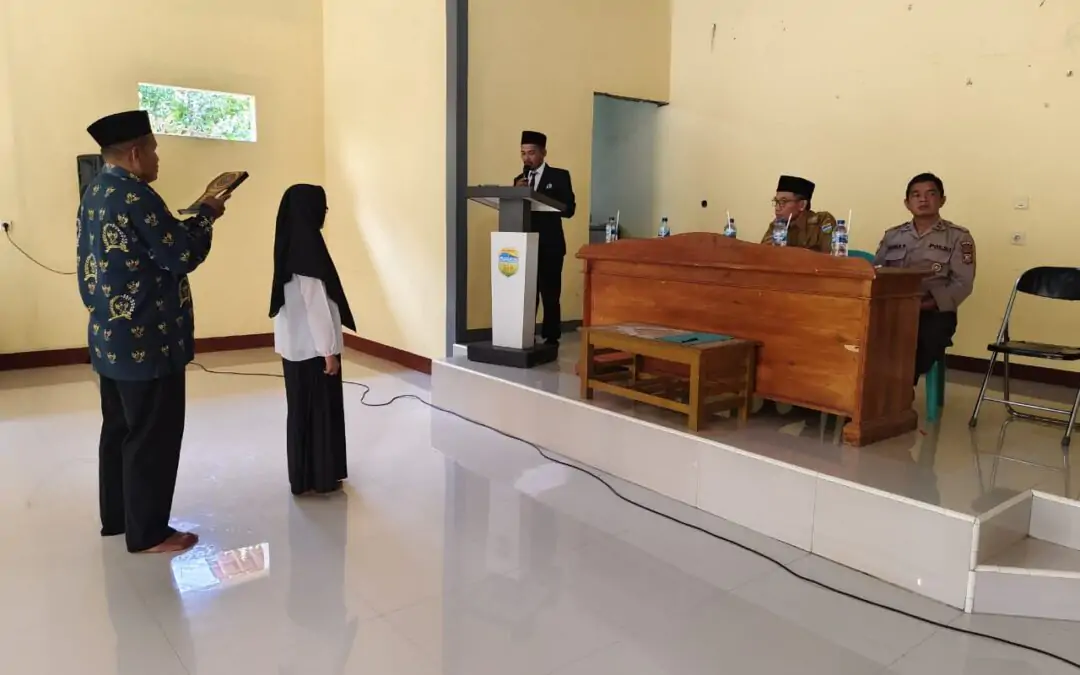 Pelantikan Perangkat Desa Tanjungbarang: Ranti Nurmalasari Memulai Dedikasi untuk Kampung Palawija