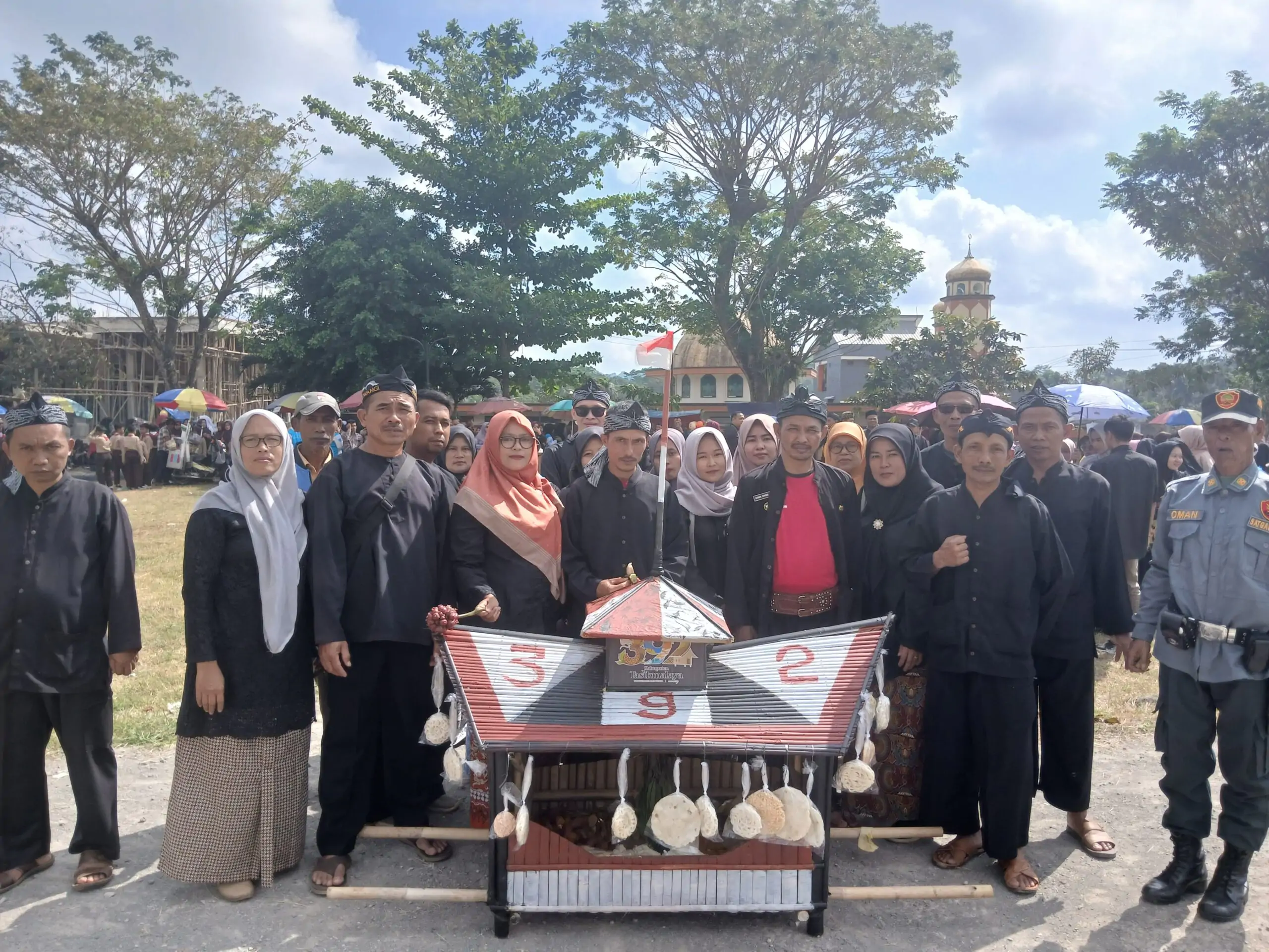 b93656b4-ff7d-4407-a1c0-09b3eec4230d