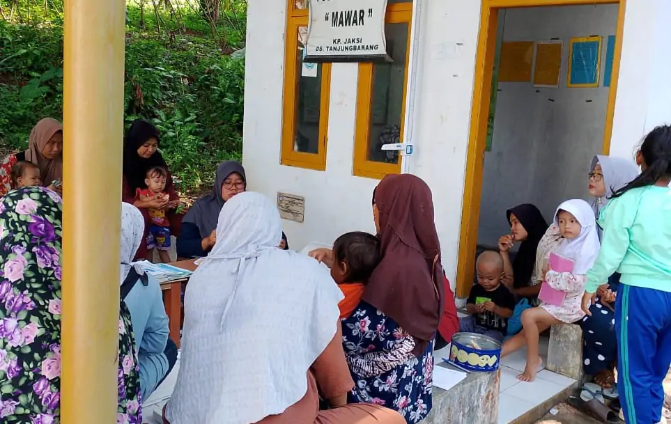 Posyandu Mawar: Benteng Kesehatan Balita di Kampung Jaksi