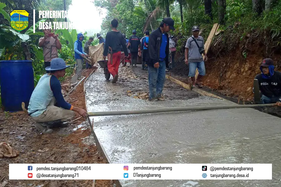 Gotong Royong Hebat Warga Keboncau, Jalan Rancaminyak-Keboncau Makin Memukau!