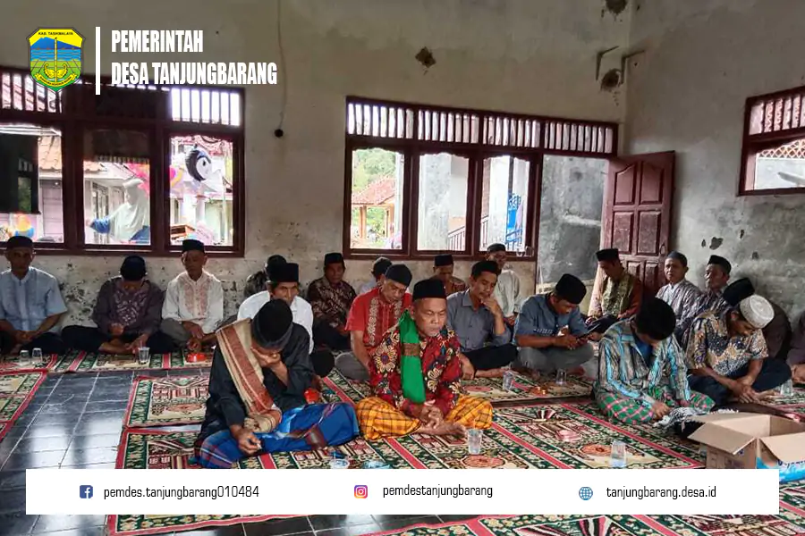 Pengajian Rutin di Kampung Mekarjaya: Membangun Komunitas dan Kesadaran Politik
